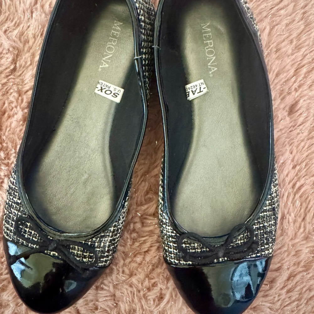 Merona Black Tweed Ballet Flats with Patent Cap Toe